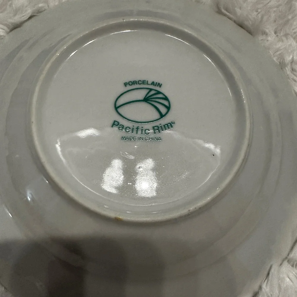 Set of‎ 4 Pacific Rim Christmas Tree Dessert Salad Bowls Porcelain